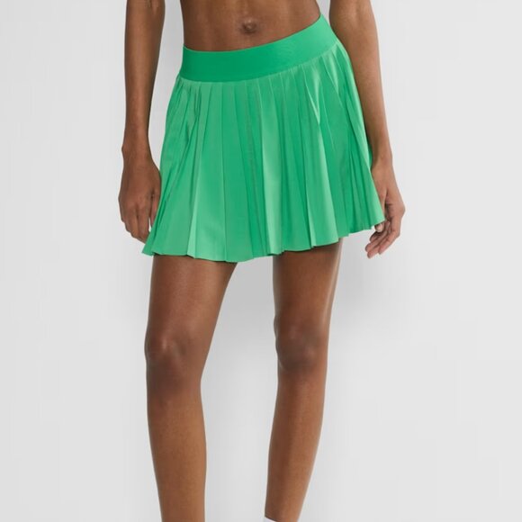 NWT Aritzia GOLDEN Movetech Tennis Pro Micro Skirt Court Green M - Picture 1 of 14